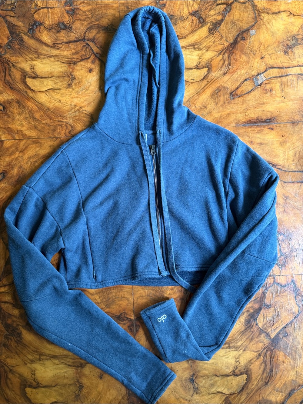 ALO Yoga Cropped Hooded Zip Jacket in Teal Blue